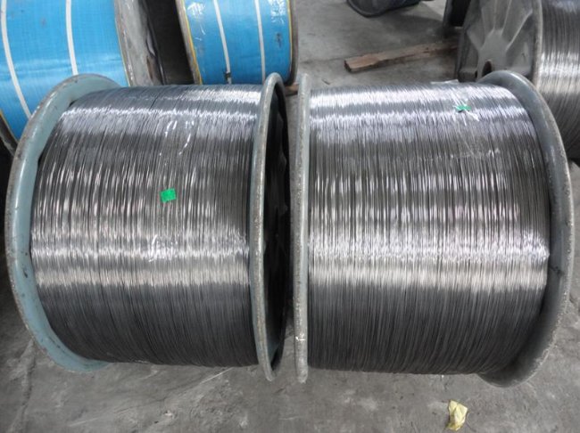 鋼絲繩生產所用的鋼絲原材料